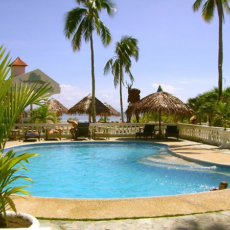 Whispering Palms Island Resort Bacolod Dış mekan fotoğraf
