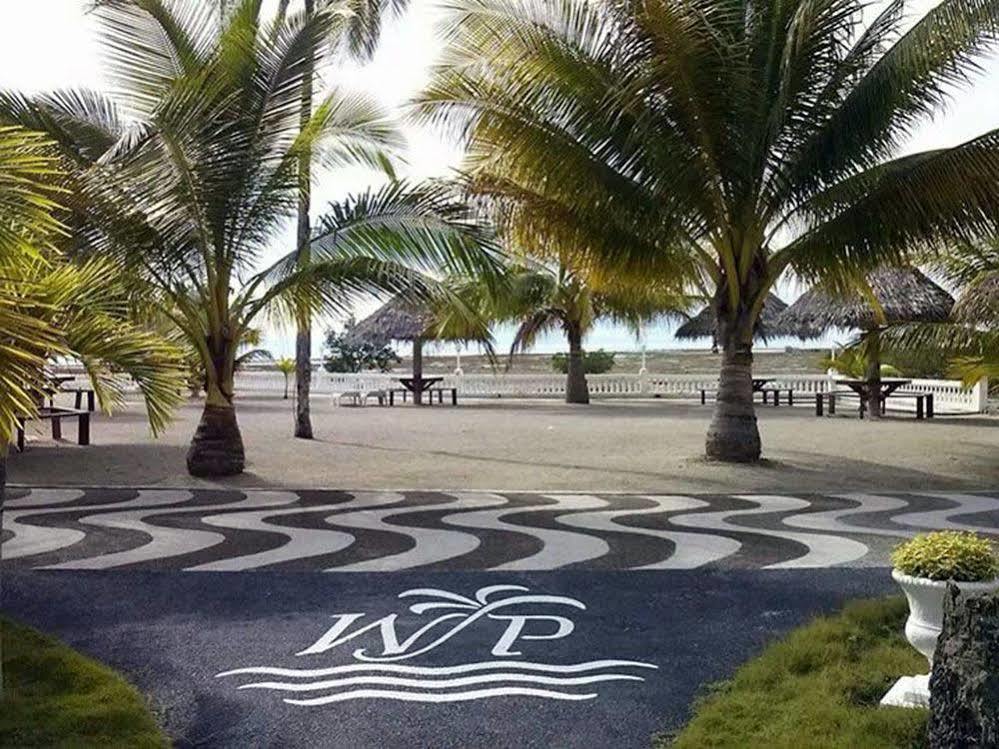 Whispering Palms Island Resort Bacolod Dış mekan fotoğraf