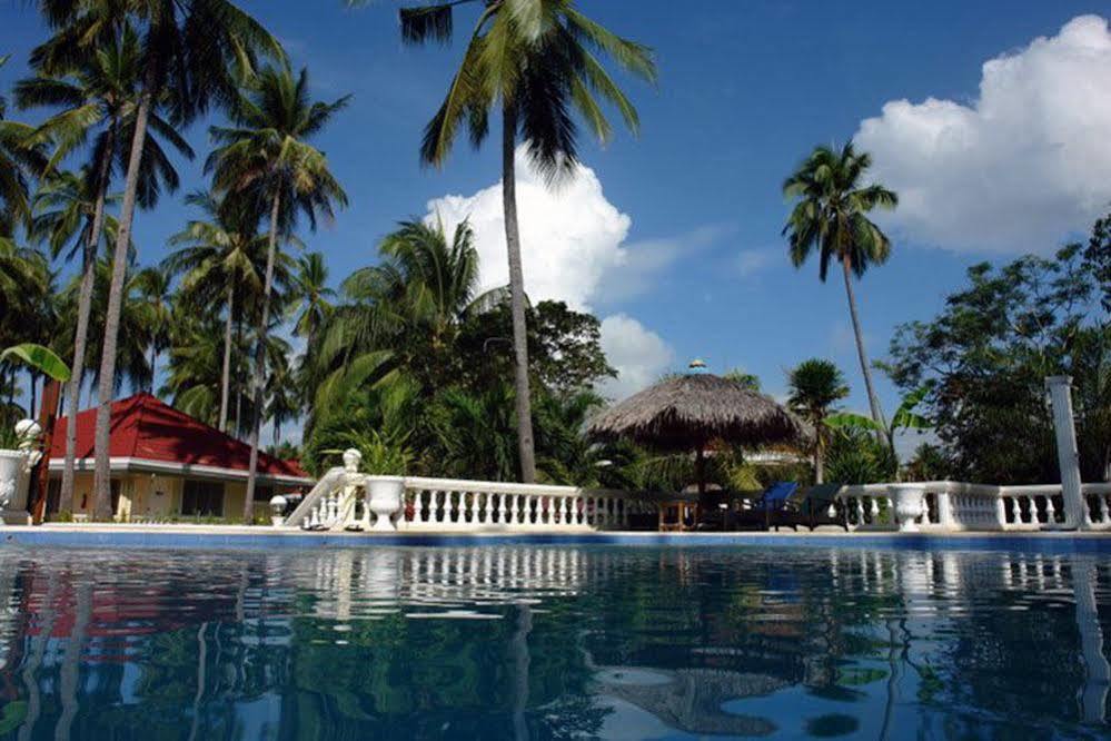 Whispering Palms Island Resort Bacolod Dış mekan fotoğraf